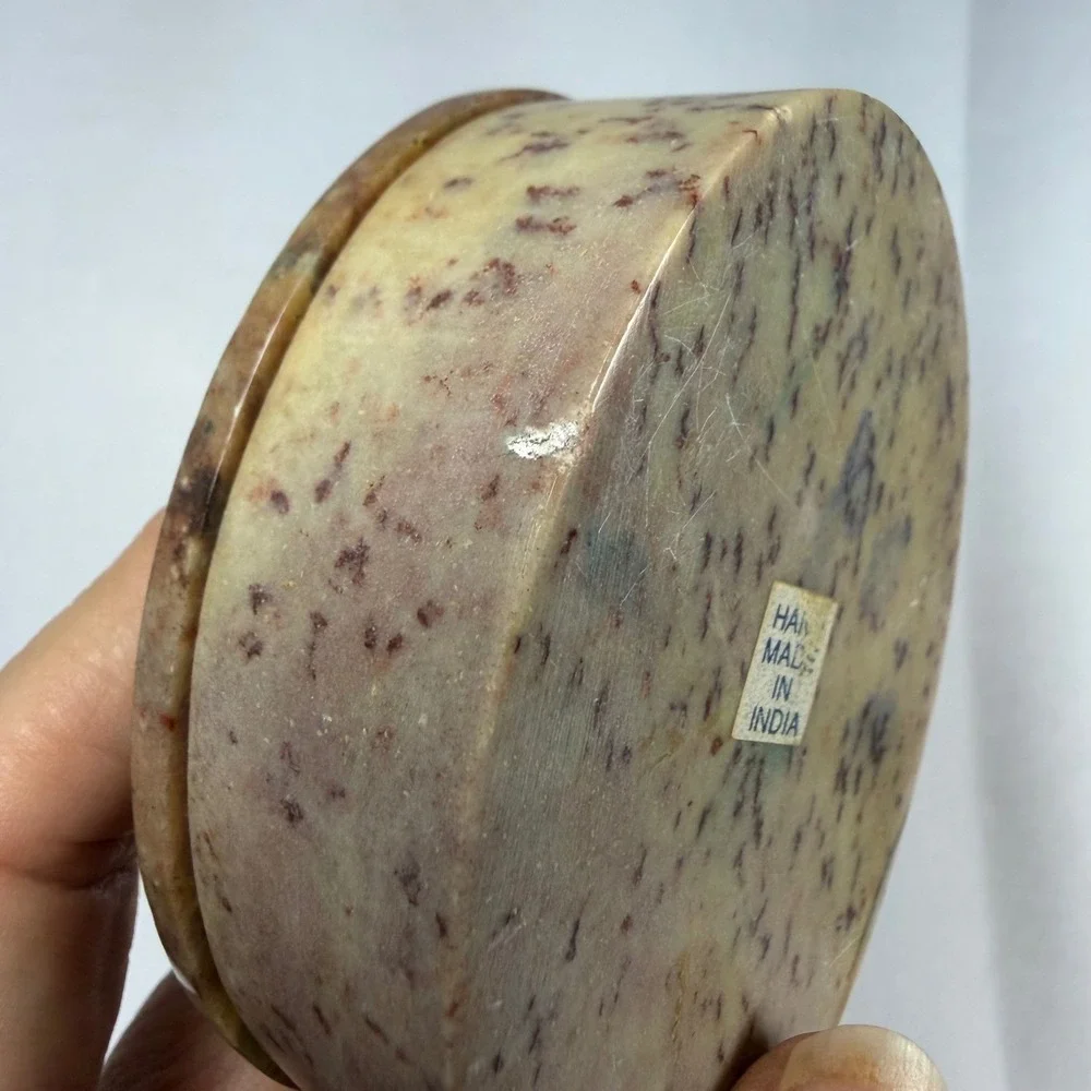 Vintage Hand Carved Soapstone Trinket Box‎ with Floral Inlay – Made in IndiaBoho